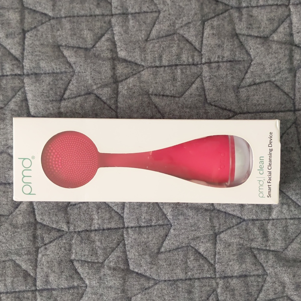 Smart Facial Cleansing Device